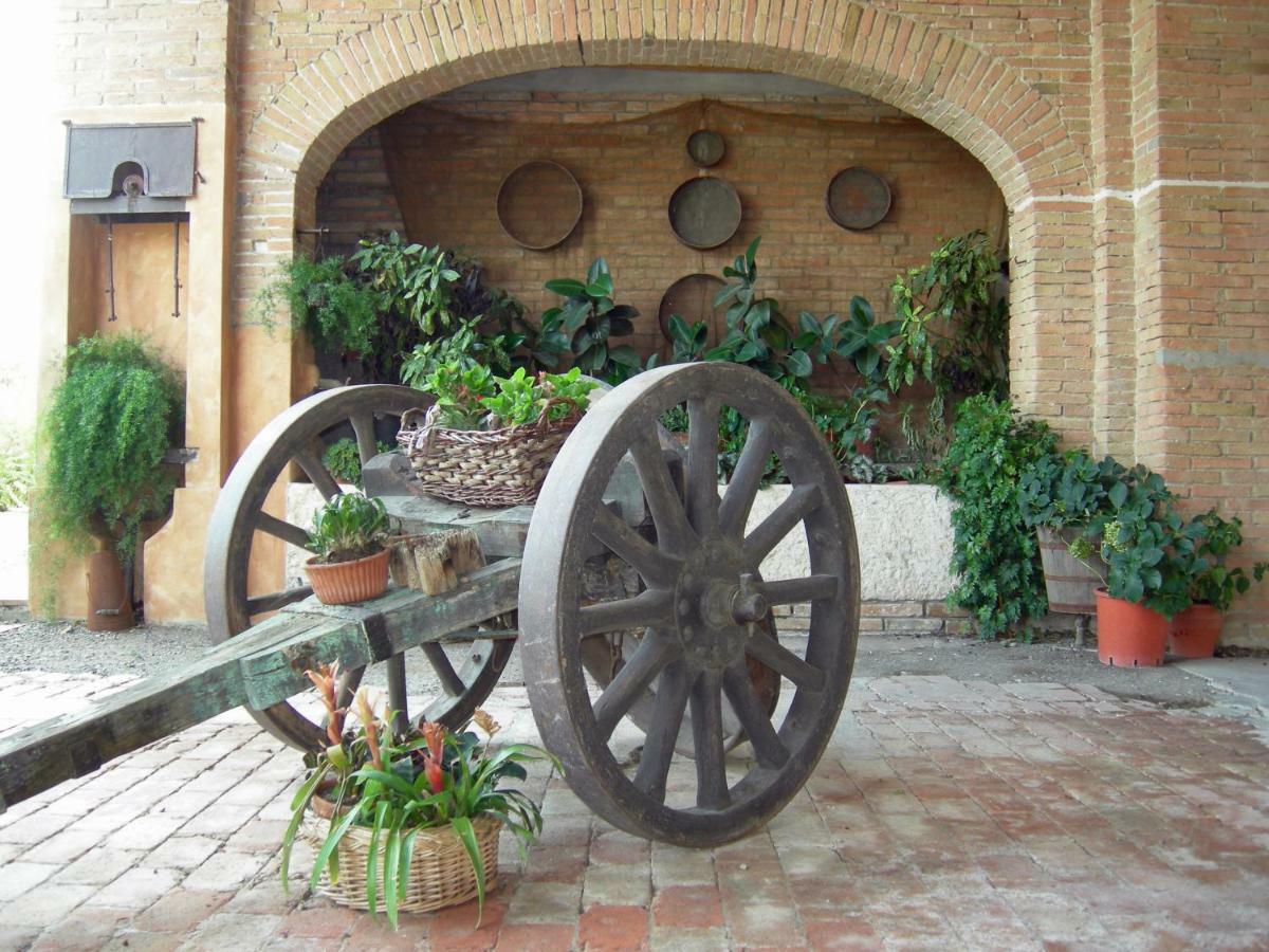 Agriturismo Corte Ghiara Hotell Fontanellato Exteriör bild