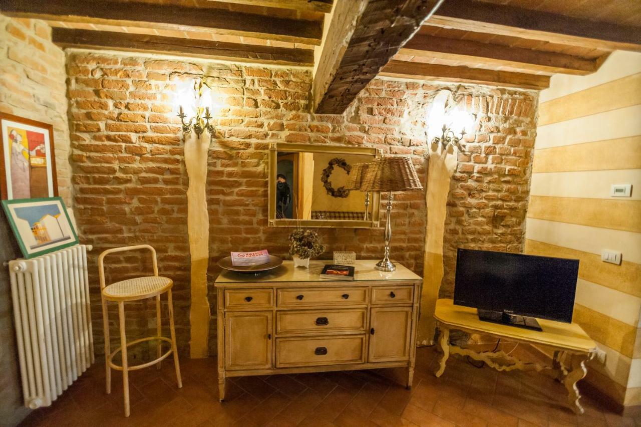 Agriturismo Corte Ghiara Hotell Fontanellato Exteriör bild