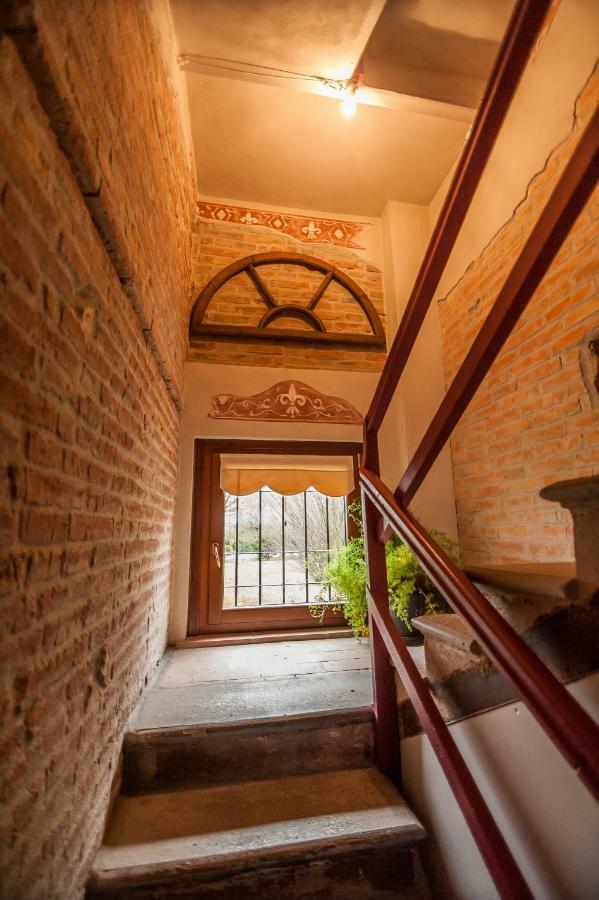 Agriturismo Corte Ghiara Hotell Fontanellato Exteriör bild